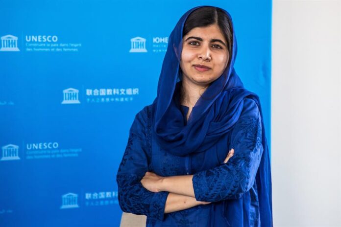 La activista paquistaní Malala Yousafzai y premio Nobel de la Paz 2014. EFE/EPA/CHRISTOPHE PETIT TESSON / POOL