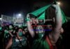 ¡ARGENTINA LEGALIZA EL ABORTO! Cientos de miles de personas festejan la despenalización del aborto después de que se aprobase en el Senado este miércoles en Buenos Aires, Argentina. EFE/Juan Ignacio Roncoroni/Archivo