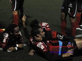 Tras conseguir en diciembre su título 30, el Alajuelense aspira a seguir acercándose al Saprissa, que tiene 35 trofeos en sus vitrinas. En la imagen el registro de otra de las celebraciones del Alajuelense. EFE/Jeffrey Arguedas/Archivo