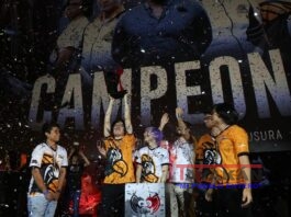 Fotografía cedida hoy del equipo Estral Esports celebrando la obtención del torneo Clausura 2019 de la Liga mexicana de League of Legends. EFE/LVP