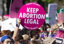 EE.UU. quita una restricción a la píldora abortiva en plena batalla por este derecho