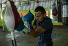 ‘Popeye’, el boxeador nica que vende en las calles y sueña conquistar el mundo