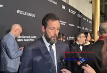 Washington premia el humor de Adam Sandler