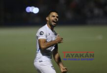 Nicaragua Golea a San Vicente