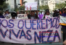 Marcha en Ciudad de México por condena contra mujer que mató a violador