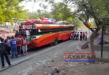 Alarmante usuarios por sobrecarga de pasajeros en Buses que cubren ruta León-San Isidro