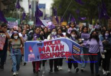 Perú registró al menos tres feminicidios semanal en 2022