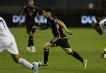 El Salvador en el estadio Cuscatlán