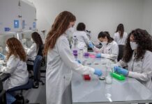 ’25 Mujeres en la Ciencia’ impulsa talento femenino