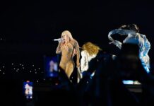 Karol G repasa sus éxitos en Santo Domingo