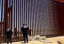 Descubren narcotúnel bajo el muro fronterizo entre México y Estados Unidos.