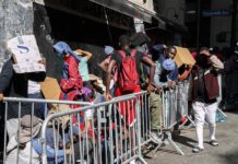 Unas 50.000 familias inmigrantes en Nueva York en riesgo de desalojo ante el curso escolar.