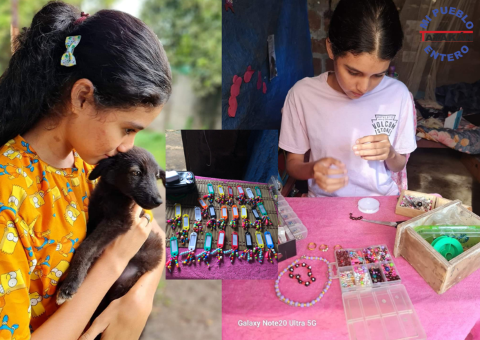 Blanco con Marrón Pinceladas Funeral Agradecimiento Tarjeta