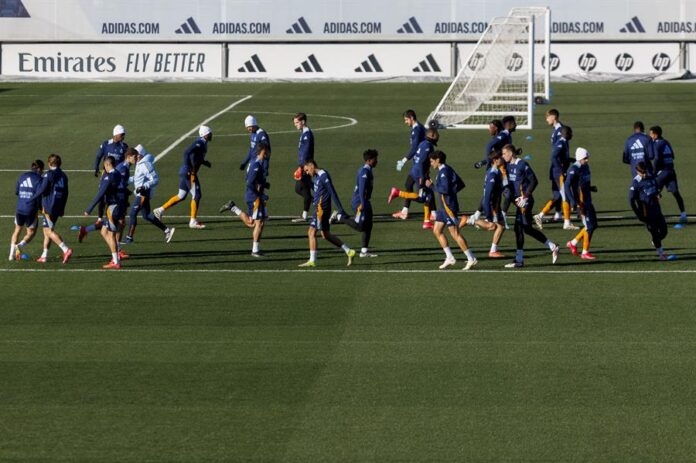 Real Madrid Celta Los jugadores del Real Madrid durante el entrenamiento previo al partido de octavos de final de la Copa del Rey frente al Celta de Vigo, este miércoles en la Ciudad Deportiva de Valdebebas. EFE/Sergio Pérez