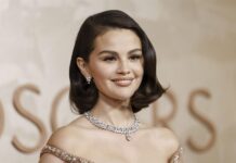 Selena Gomez deslumbra en los Óscar con un vestido de cristal