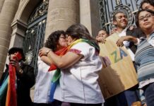 35 años sin ver la homosexualidad como enfermedad