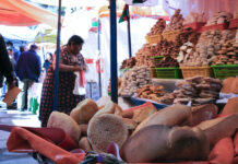 Panaderos bolivianos golpeados por la crisis y el alza de insumos