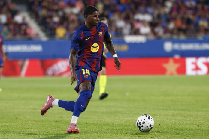 Rashford también es inscrito en LaLiga y entra en la lista del Barça junto a Joan García