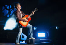 La energía y la voz inconfundible de James Blunt cautivan de nuevo Cap Roig