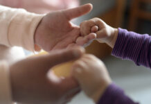 Distinguen dos perfiles genéticos dentro del autismo asociados a la edad de diagnóstico