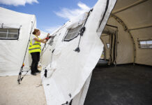 El hospital de campaña español en Jamaica se prepara para iniciar la atención médica