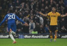 3-0. Garnacho derriba el muro del Wolves