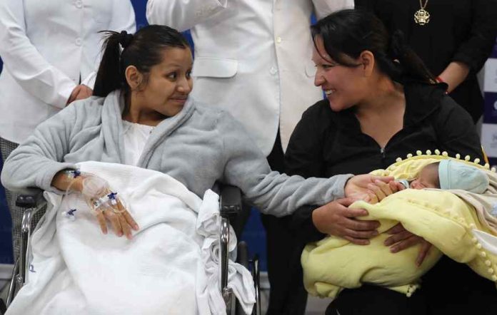 Perú registra cuarto nacimiento en el mundo de un embarazo ectópico con bebé en el hígado