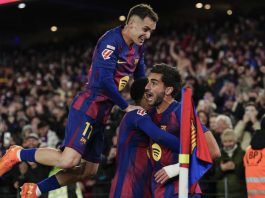 3-1. El Barça defiende el liderato en la primera gran noche