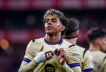 Lamine Yamal con Golazo en San Mamés El delantero del Barcelona Lamine Yamal celebra su gol durante el partido de la jornada 27 de LaLiga que Athletic Club de Bilbao y FC Barcelona disputaron en San Mamés. EFE/Javier Zorrilla