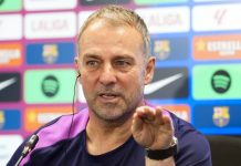 Hans Flick augura recuperación de Lamine Yamal El técnico alemán del FC Barcelona, Hansi Flick, durante la rueda de prensa ofrecida hoy en las instalaciones de la Ciudad Deportiva Joan Gamper previa al entrenamiento del primer equipo de cara al partido de la Liga que jugaran mañana contra el Getafe CF EFE/ Enric Fontcuberta.