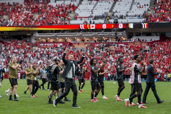 El día 9 del Mundial, en 5 claves El seleccionador de Canadá, Jesse Marsch (C), celebra la victoria al final del partido de la fase de grupos del Mundial de la FIFA 2026 entre Canadá y Catar en Vancouver, Canadá.EFE/EPA/BOB FRID