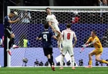 Argentina se cita con España en la final Lautaro Martínz marca de cabeza en el partido de semifinales del Mundial de la FIFA 2026 entre Inglaterra y Argentina en el estadio Mercedes-Benz en Atlanta (Estados Unidos).EFE/EPA/RONALD WITTEK