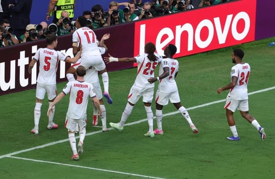 Cuartos de final de la Copa Mundial de la FIFA 2026 - Noruega vs Inglaterra Cuartos de final de la Copa Mundial de la FIFA 2026 - Noruega vs Inglaterra Inglaterra celebra tras el 2-1 durante el partido de cuartos de final del Mundial de la FIFA 2026. EFE/EPA/CRISTOBAL HERRERA-ULASHKEVICH