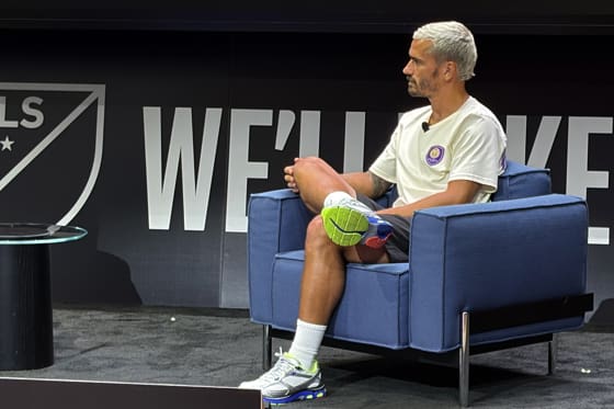Griezmann, a las puertas de debutar en la MLS: "La liga ha crecido mucho desde Messi" El futbolista francés Antoine Griezmann habla durante un panel organizado por la Major League Soccer (MLS) este jueves, en Nueva York (Estados Unidos). EFE/ Jan Téllez Asensio