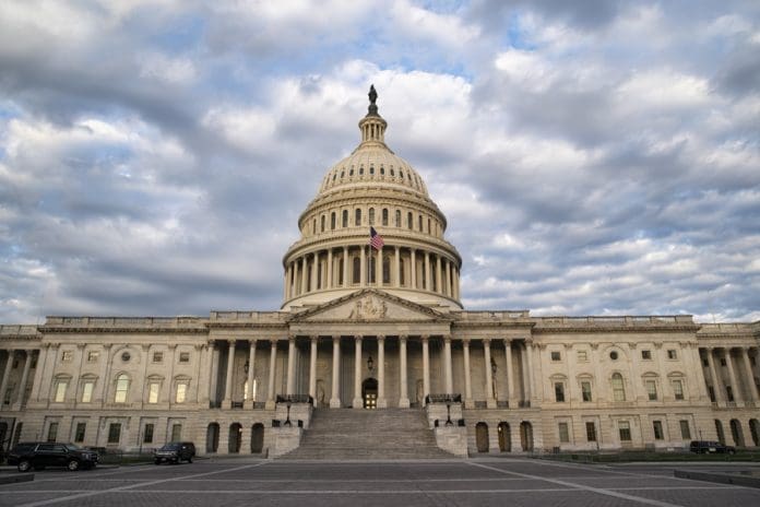 (Archivo) El Capitolio en Washington, DC, USA, 01 October 2020. EFE/EPA/ALEX EDELMAN