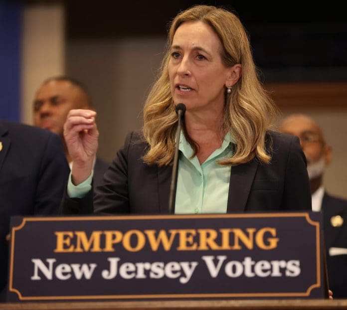 La gobernadora Mikie Sherrill anunció recientemente planes para abordar una gran reescritura de la fórmula de financiación escolar de Nueva Jersey. Chris Pedota | Para NJ.com La gobernadora Mikie Sherrill anunció recientemente planes para abordar una gran reescritura de la fórmula de financiación escolar de Nueva Jersey. Chris Pedota | Para NJ.com