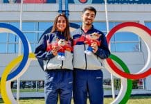 Manuela Urroz y Emanuelle Silva abanderados de Juegos Suramericanos La jugadora de hockey Manuela Urroz y el patinador Emanuelle Silva fueron proclamados este lunes como los abanderados de la delegación chilena en los XIII Juegos Suramericanos de la ciudad argentina de Santa Fe. EFE / Prensa Team Chile /SOLO USO EDITORIAL/ (CRÉDITO OBLIGATORIO)
