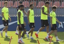 El Atlético contra el Athletic. Julián Alvarez, junto a Pubill, Cuti Romero, Koke y Castillo, en un momento del entrenamiento. EFE/Sergio Perez