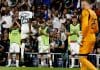 Victoria Real y Vinícius expulsado El delantero del Real Madrid Yan Diomande (i) celebra con Kylian Mbappé tras marcar el 1-0, durante el partido de LaLiga de fútbol que Real Madrid y Villarreal CF disputaron en el estadio Santiago Bernabéu. EFE/Chema Moya