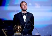 Kane se corona Harry Kane, delantero del Bayern de Múnich y de la selección inglesa, se coronó en Londres con el Balón de Oro EFE/EPA/TOLGA AKMEN