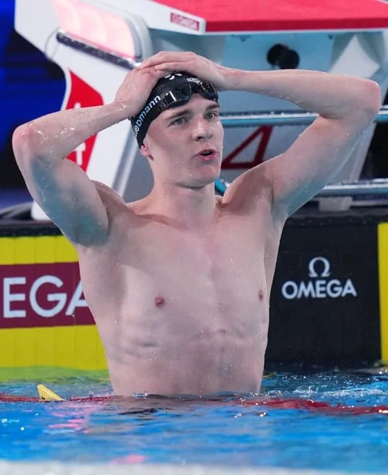 El alemán Johannes Liebmann estableció un nuevo récord de mundo de los 1.500 libre al imponerse este domingo en la final de los Europeos de París con un tiempo de 14:26.79 minutos. EFE/EPA/FRANCO ARLAND
