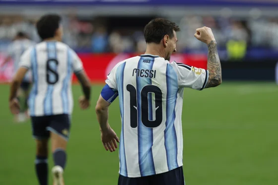 El delantero de Argentina, Leo Messi, celebra el segundo gol del combinado argentino durante el partido del Mundial 2026. EFE/Mariscal
